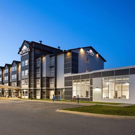 Microtel Inn & Suites By Wyndham Kirkland Lake Buitenkant foto