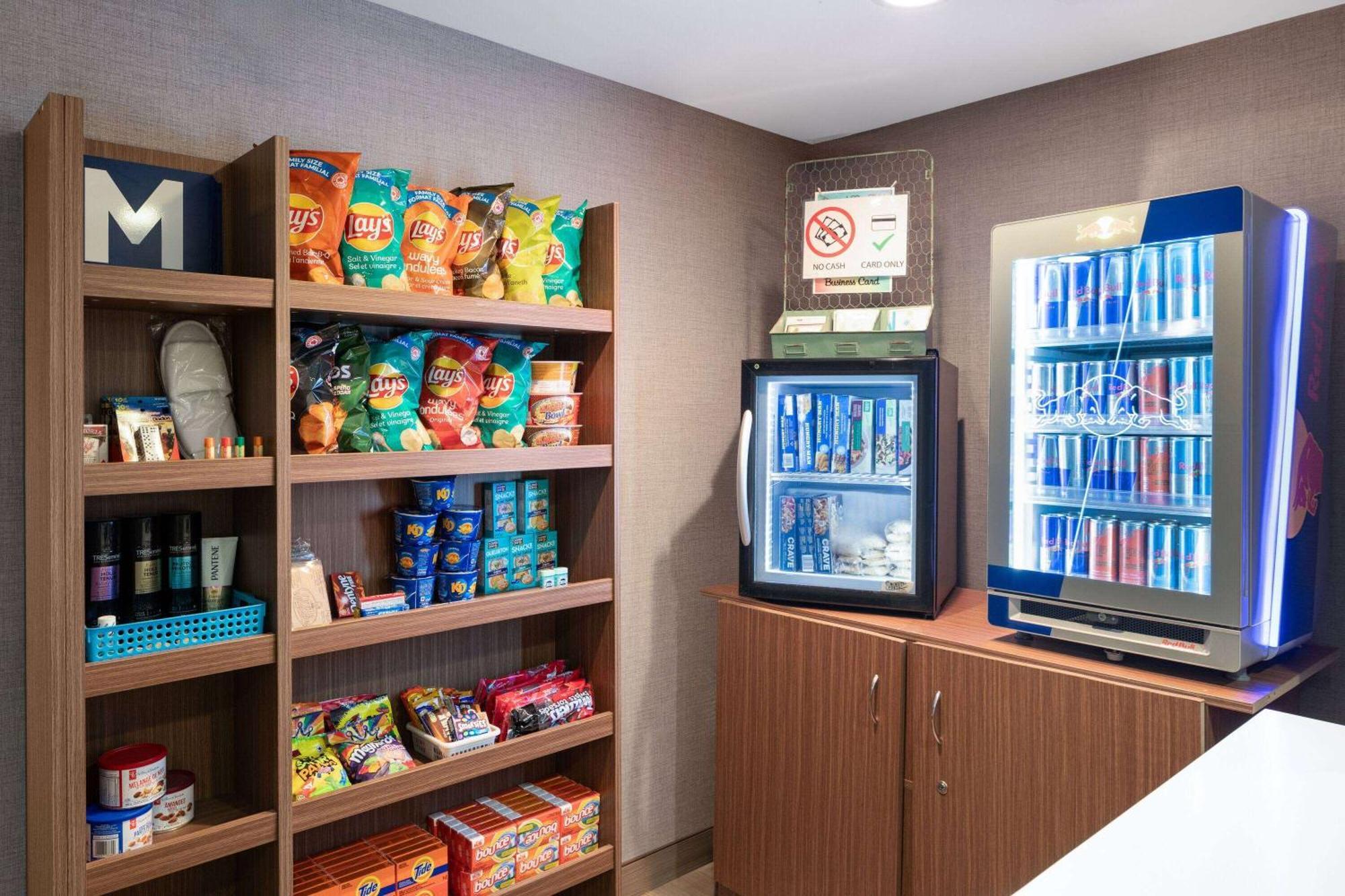 Microtel Inn & Suites By Wyndham Kirkland Lake Buitenkant foto